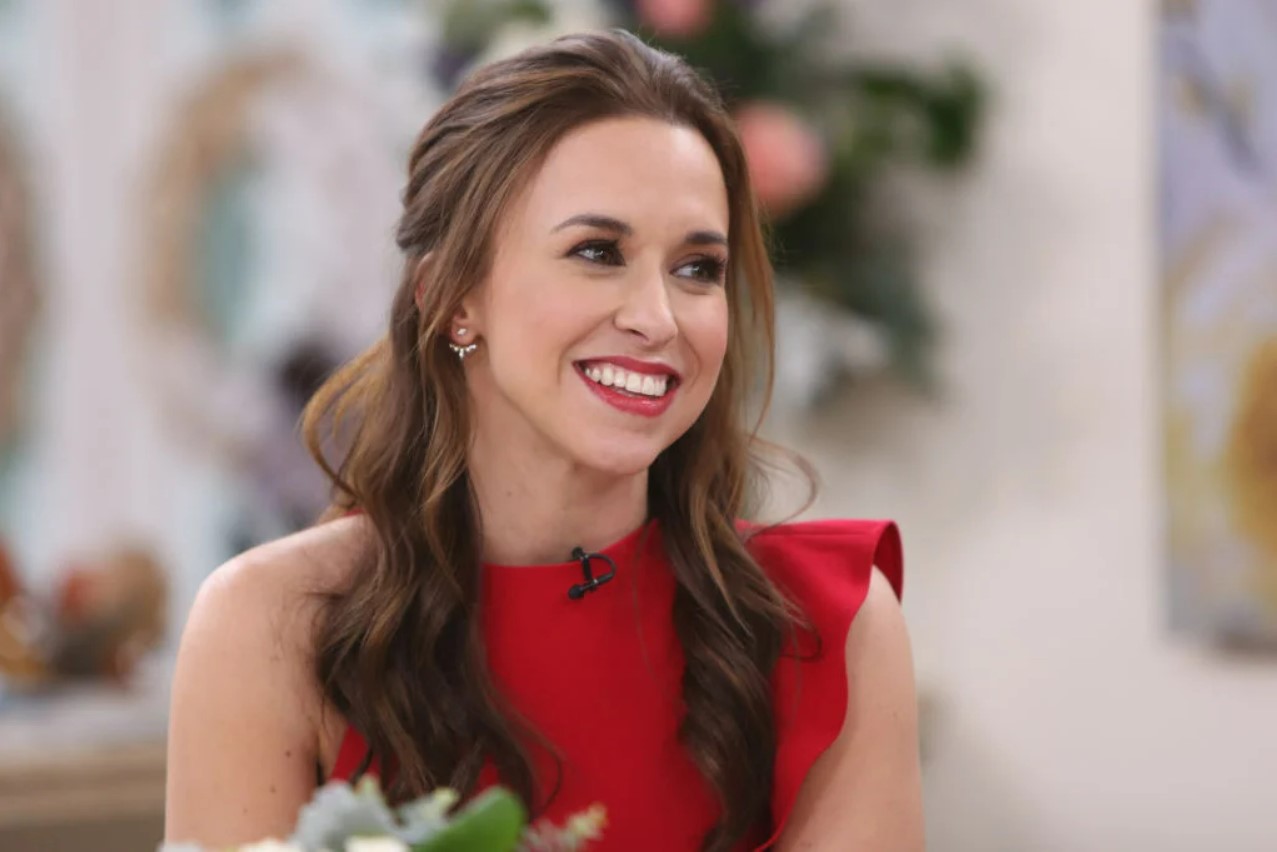 An image of Lacey Chabert